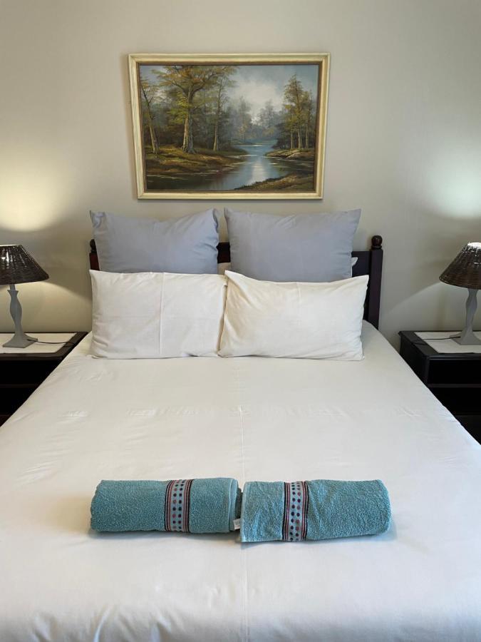 Eden Rose Manor B&B Ла Мерси Экстерьер фото
