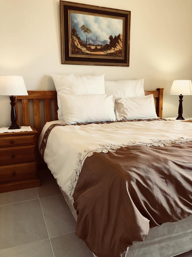 Eden Rose Manor B&B Ла Мерси Экстерьер фото